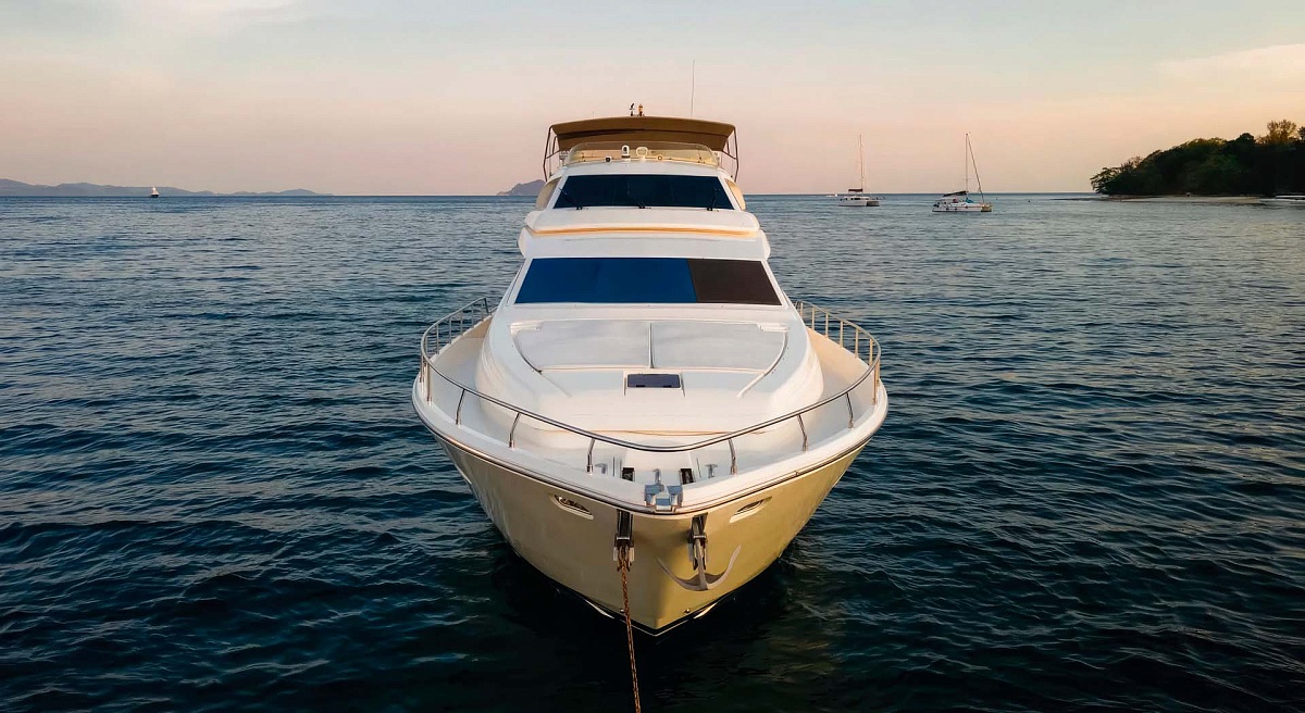 Аренда яхты Ferretti 80 Sofia на Пхукете